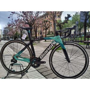 Bianchi OLTRE XR4 CV ULT Di2 12v